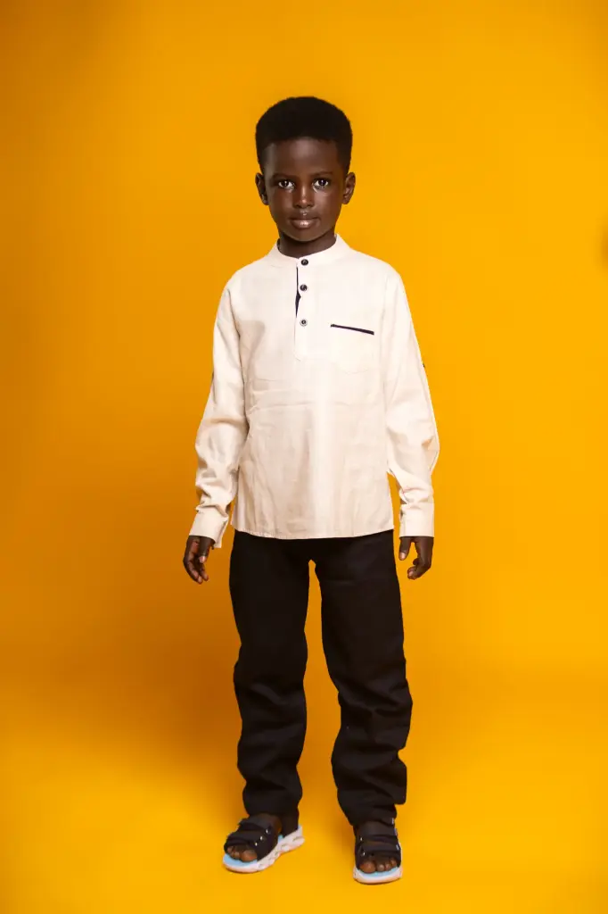 ENSEMBLE PANTALON BLEU FONCE -CHEMISE BEIGE LIN 