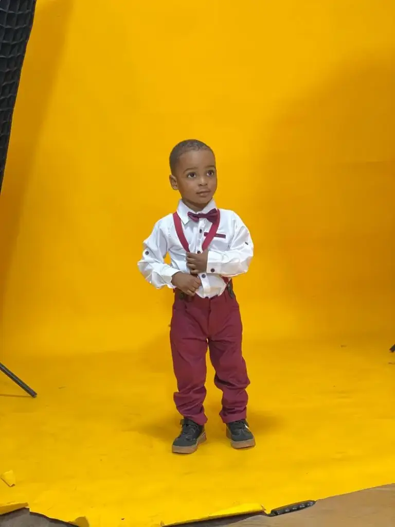 ENSEMBLE CHEMISE+PANTALON+NOEUD+BRETELLE 